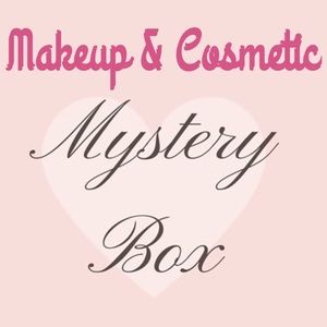 Makeup Mystery Box All New ítems included!
